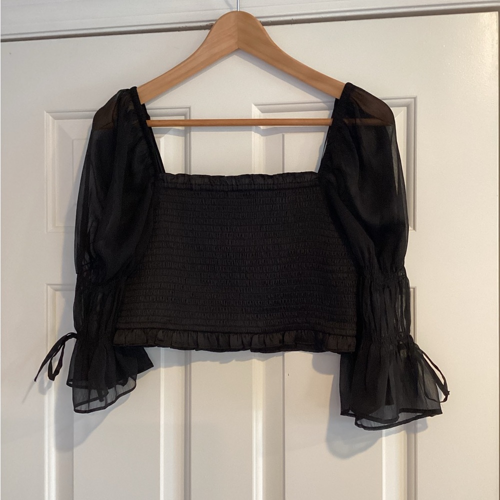 Urban Outfitters Smocked Cropped Top M